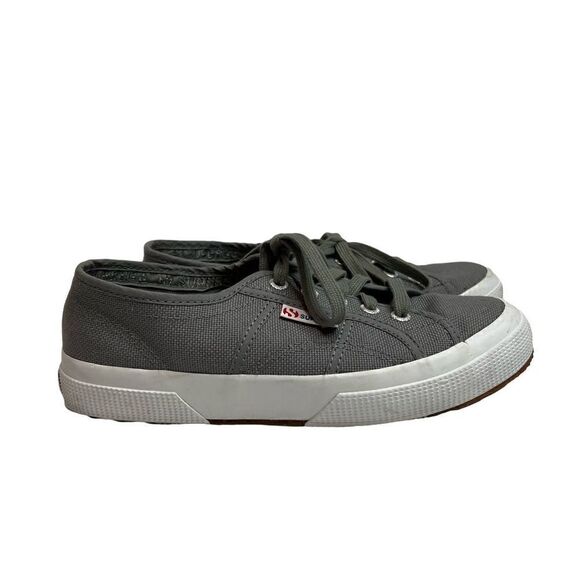 Superga gray classic canvas low top sneakers size 7 - Picture 1 of 16